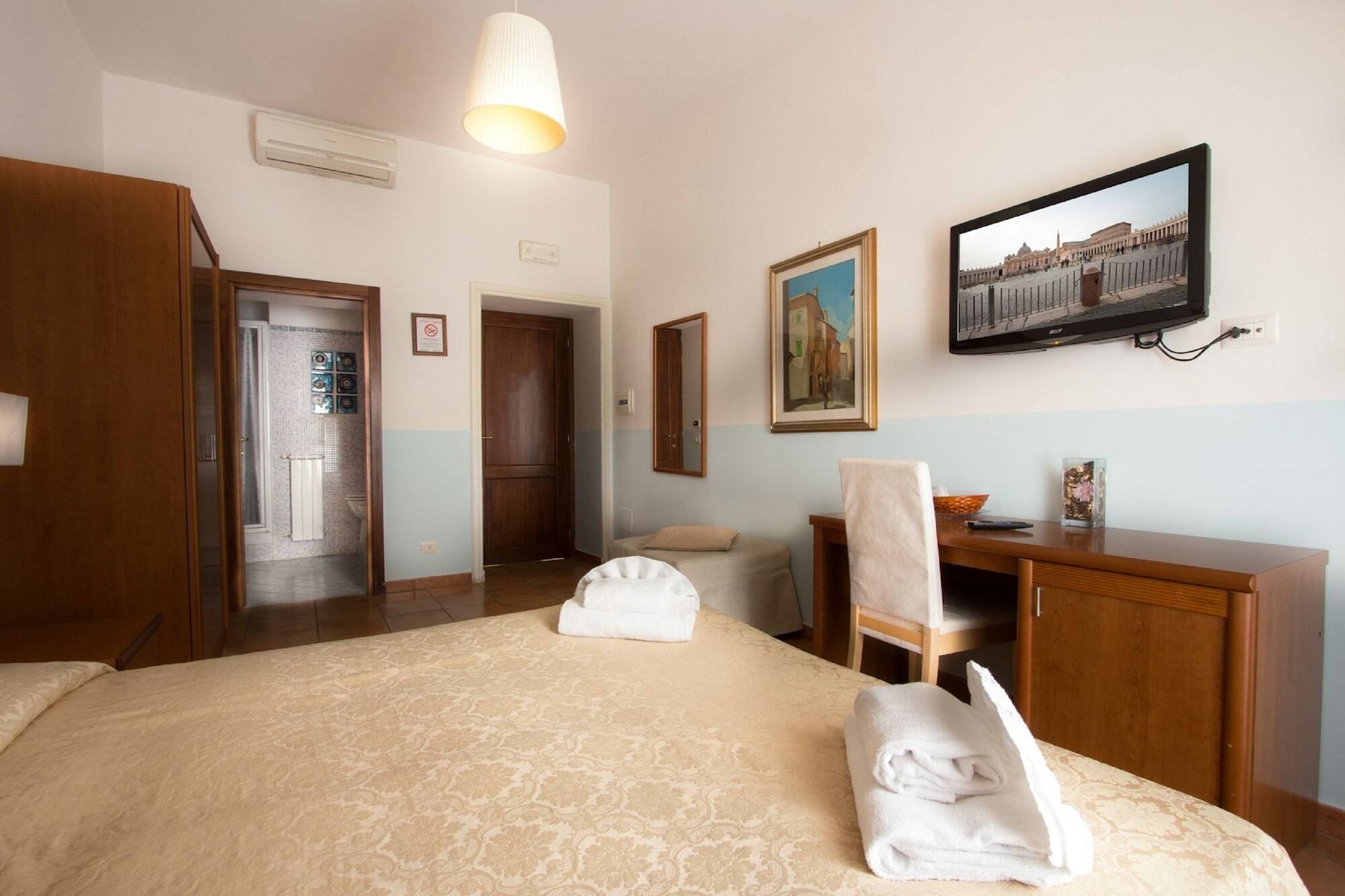 Few Steps From St Peter Bed & Breakfast Ngoại thất bức ảnh